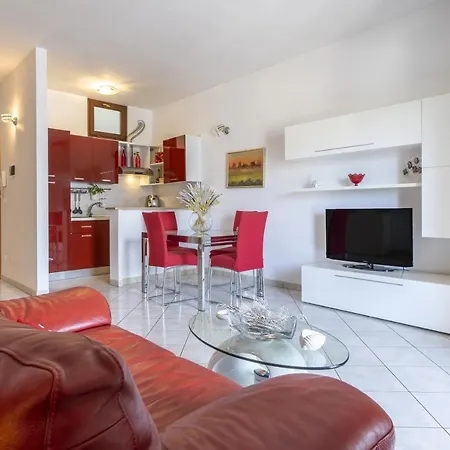 Casa Gio شقة أوستوني